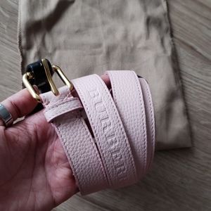 Burberry leather belt